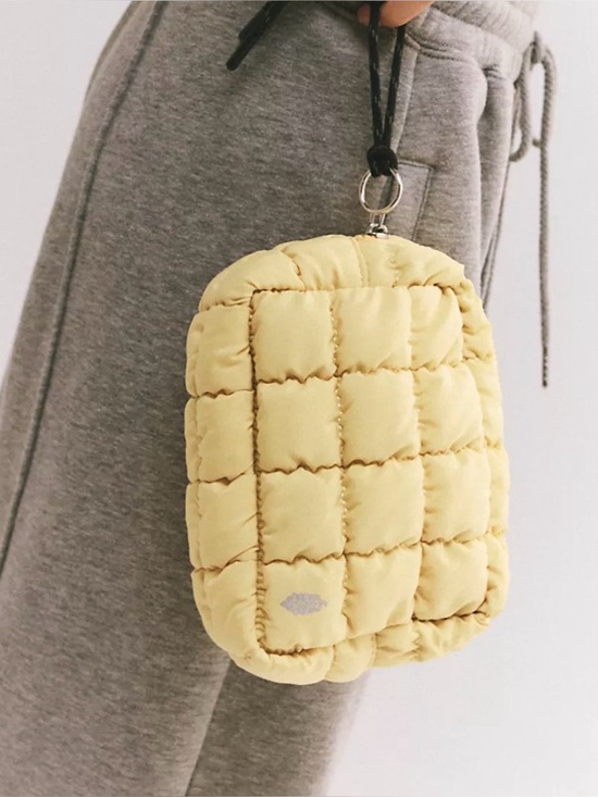 Free People Handbags - NWT FREE PEOPLE Quilted Mini Case